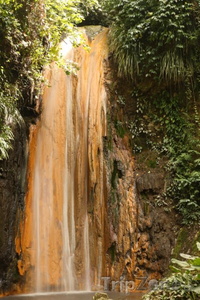 Fotka, Foto Vodopád v džungli (Svatá Lucie)