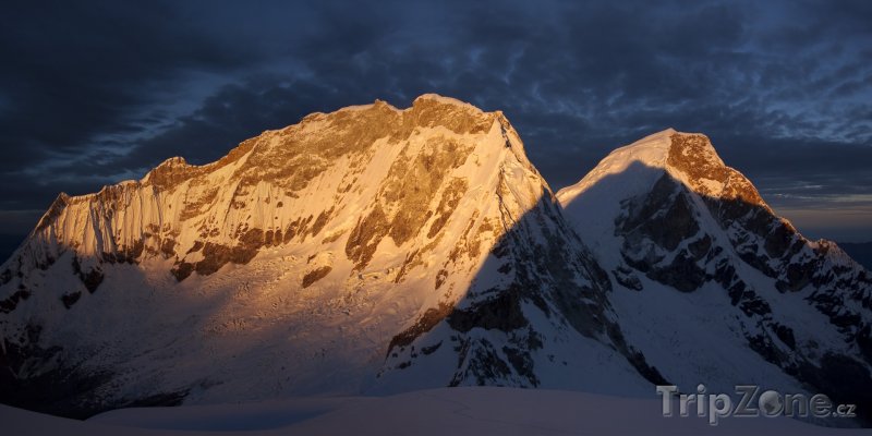 Fotka, Foto Vrchoek hory Huascaran v pohoří Cordillera Blanca (Peru)