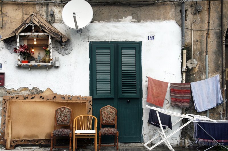 Fotka, Foto Dům v chudinské čtvrti ZEN (Palermo, Itálie)