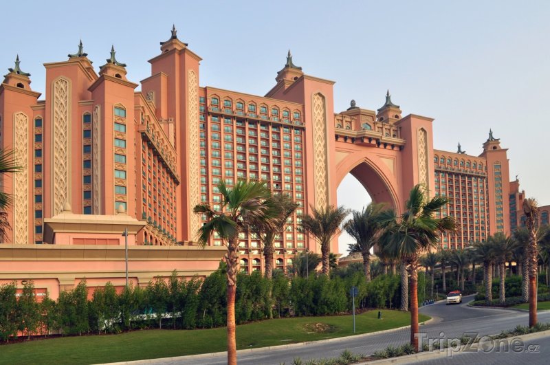 Fotka, Foto Hotel Atlantis na poloostrově Palm Jumeirah (Dubaj, Spojené arabské emiráty)
