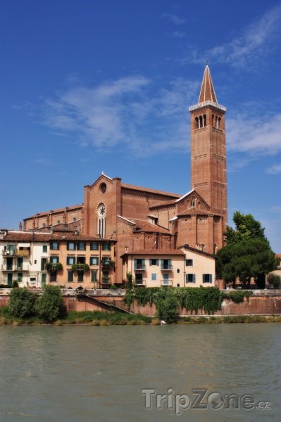 Fotka, Foto Kostel Svaté Anastázie (Verona, Itálie)