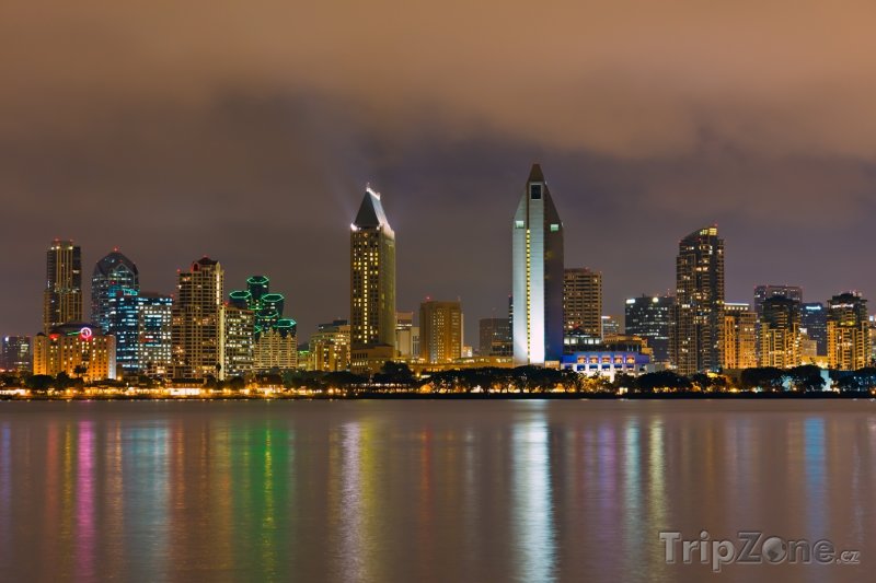 Fotka, Foto Město v noci (San Diego, USA)