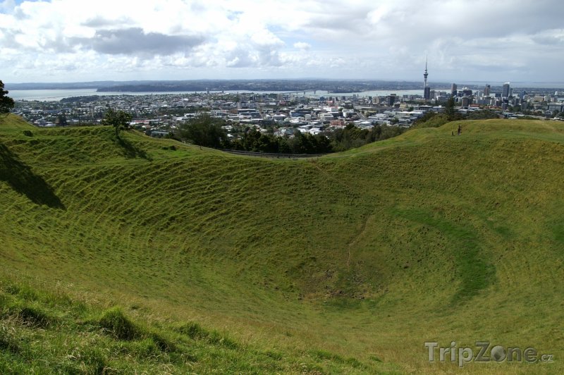 Fotka, Foto Mount Eden, vulkanický kráter (Auckland, Nový Zéland)