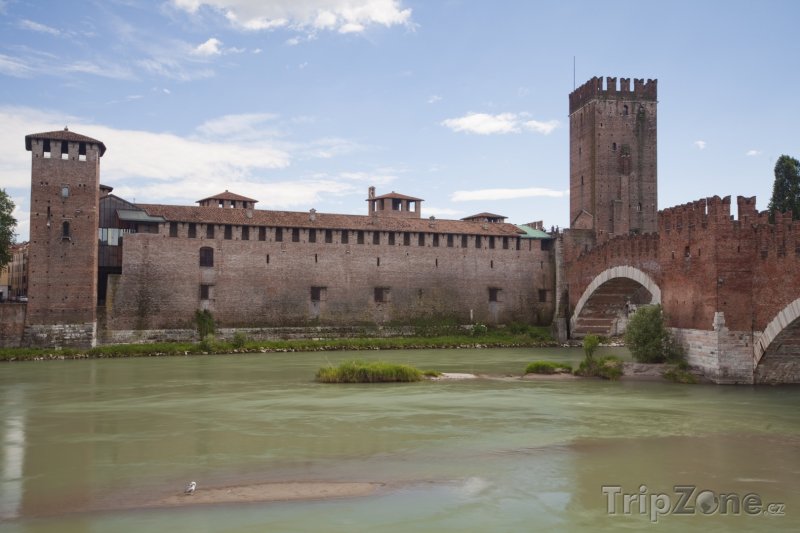 Fotka, Foto Scaligerský hrad (Verona, Itálie)