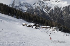 Sjezdovka v lyžařském středisku Ladurns
