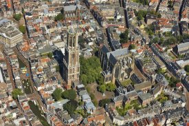 Utrecht, pohled na věž Domtoren