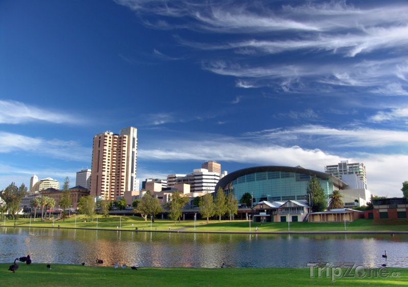Fotka, Foto Adelaide, řeka Torrens a kongresové centrum