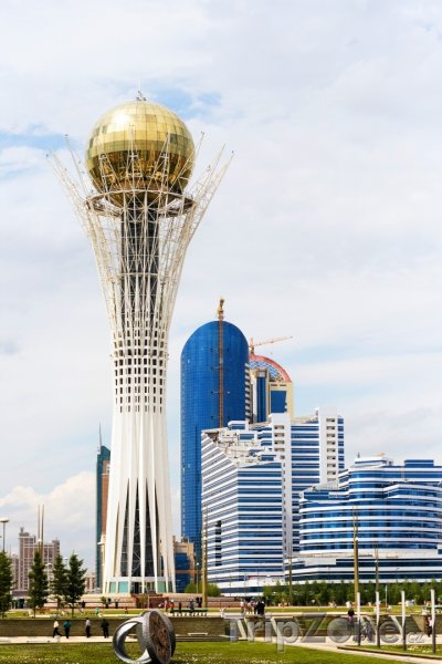 Fotka, Foto Astana, vyhlídková budova Bayterek (Kazachstán)