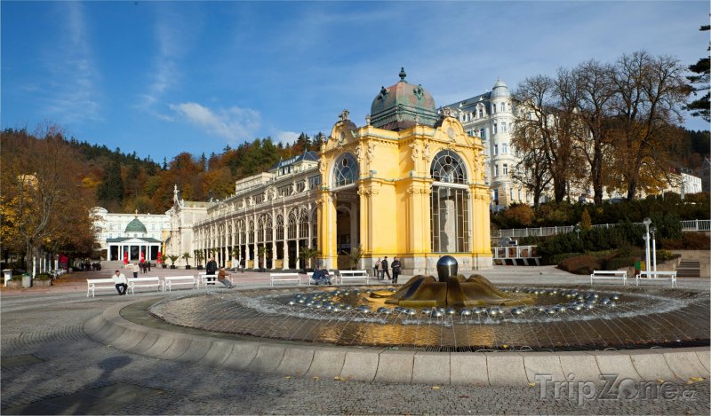 Fotka, Foto Mariánské Lázně, kolonáda a Zpívající fontána (Česká republika)
