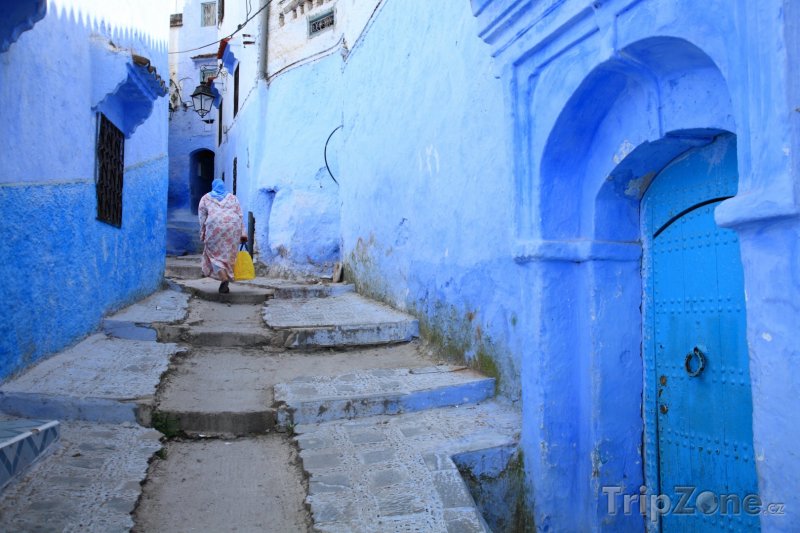 Fotka, Foto Tetuán, ulička mezi domy (Maroko)