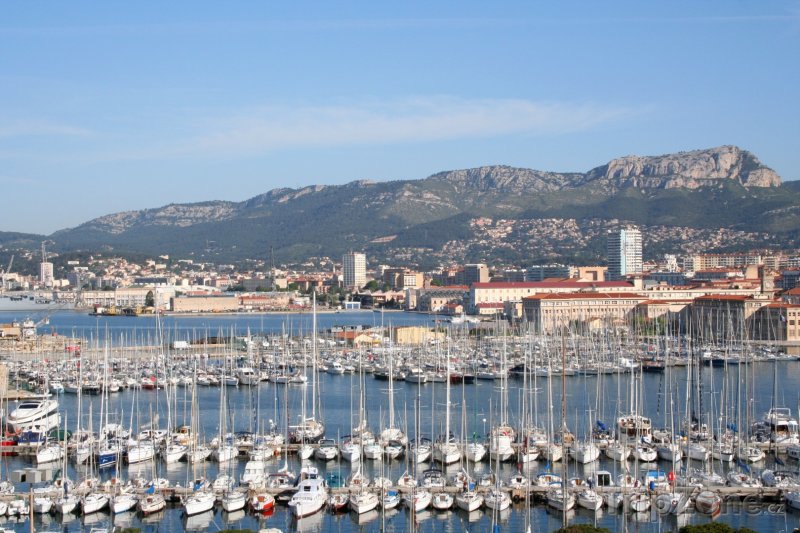 Fotka, Foto Toulon, jachty v přístavu (Francie)