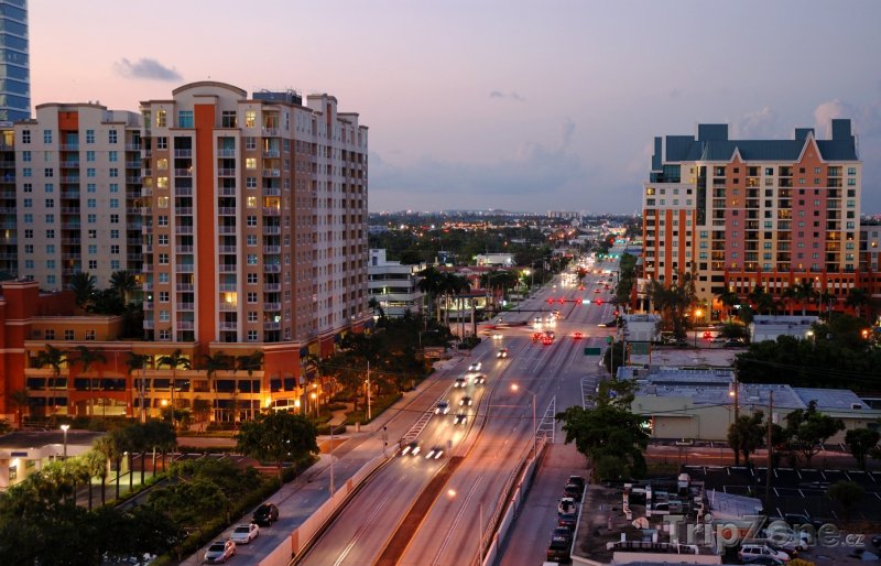 Fotka, Foto Dálnice Interstate 95 v centru města (Fort Lauderdale, USA)