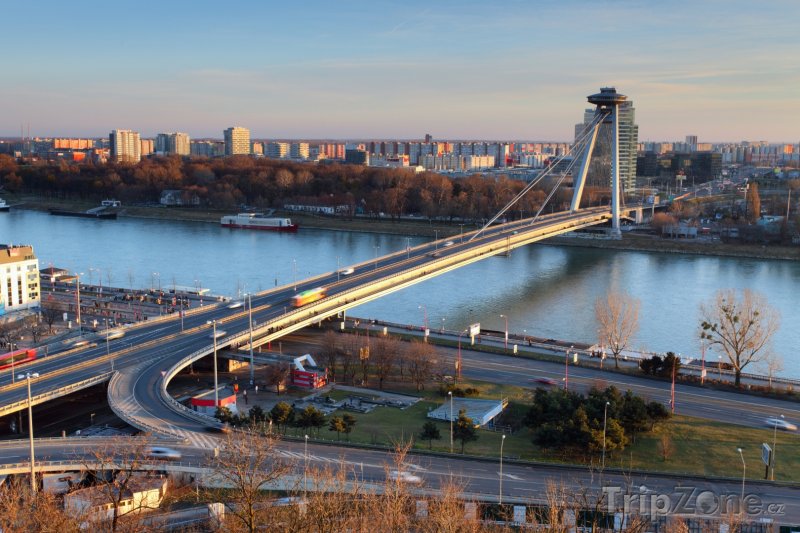 Fotka, Foto Nový most přes Dunaj (Bratislava, Slovensko)