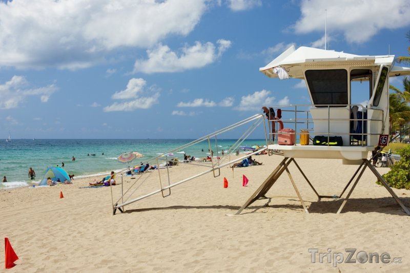 Fotka, Foto Věž pobřežní hlídky na pláži (Fort Lauderdale, USA)