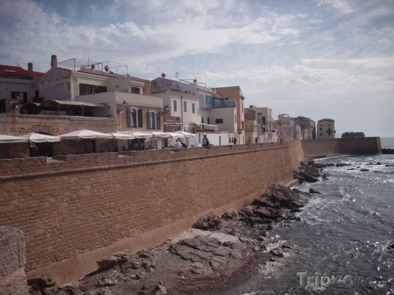 Fotka, Foto Alghero, hradby kolem města